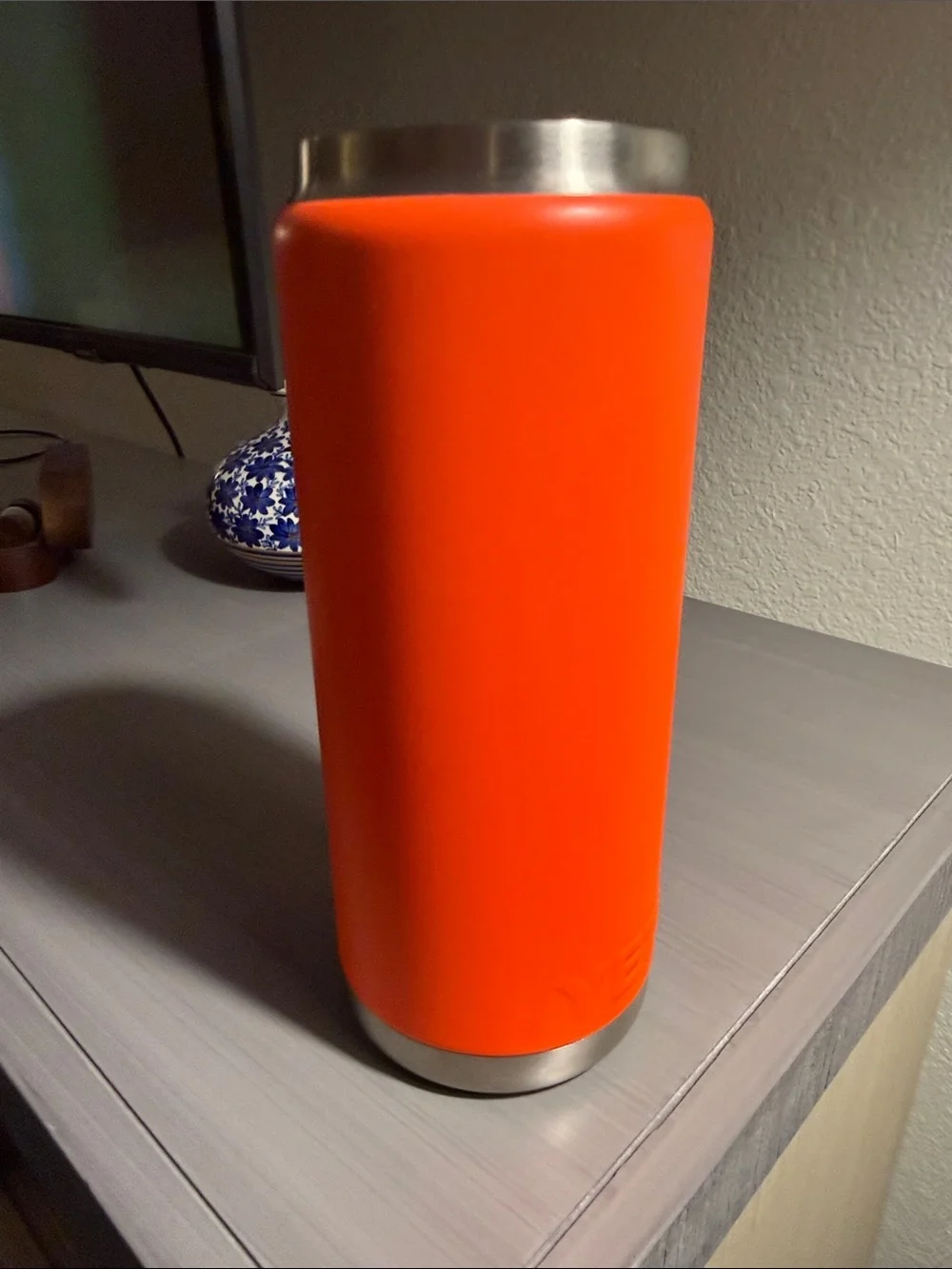 Yeti Rambler ‘Solarflare’ 26oz with chug cap